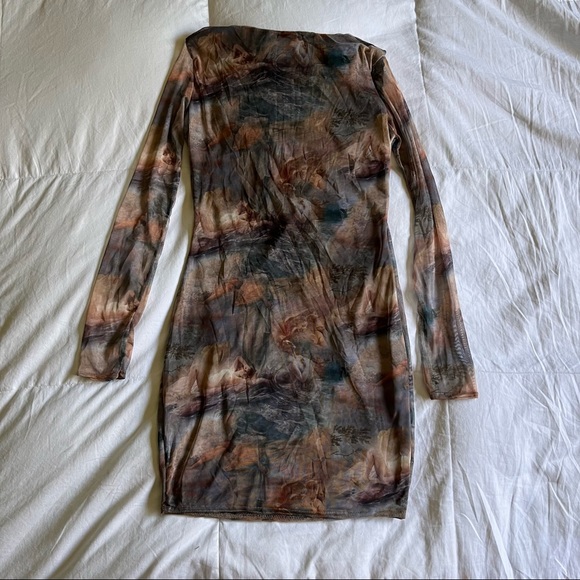 Pretty Little Thing Renaissance Dress - Picture 3 of 5